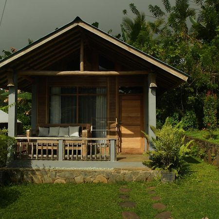 The Geckos Homestay Келімуту Екстер'єр фото