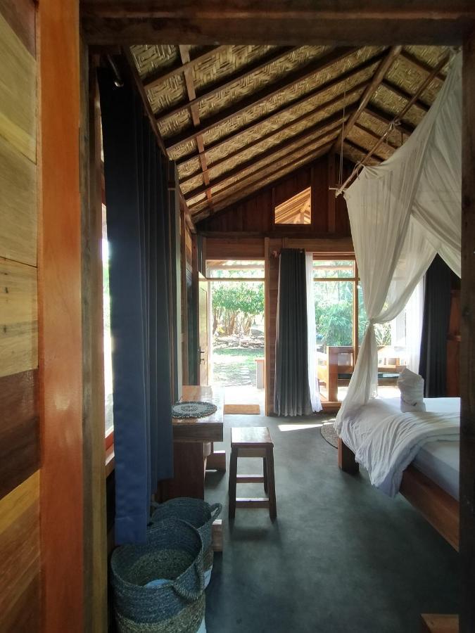 The Geckos Homestay Келімуту Екстер'єр фото